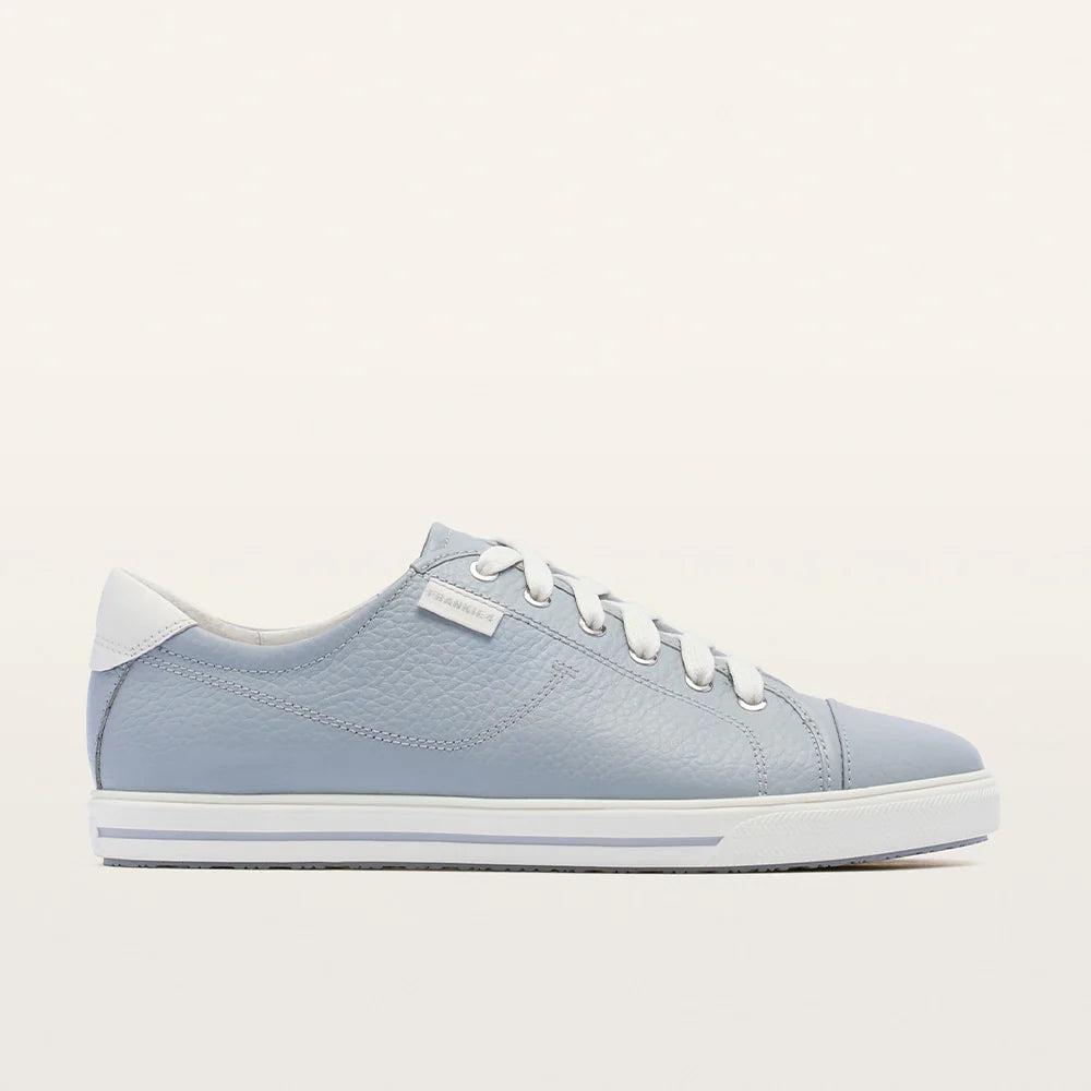 Frankie 4 Nat III Bluish Chalk