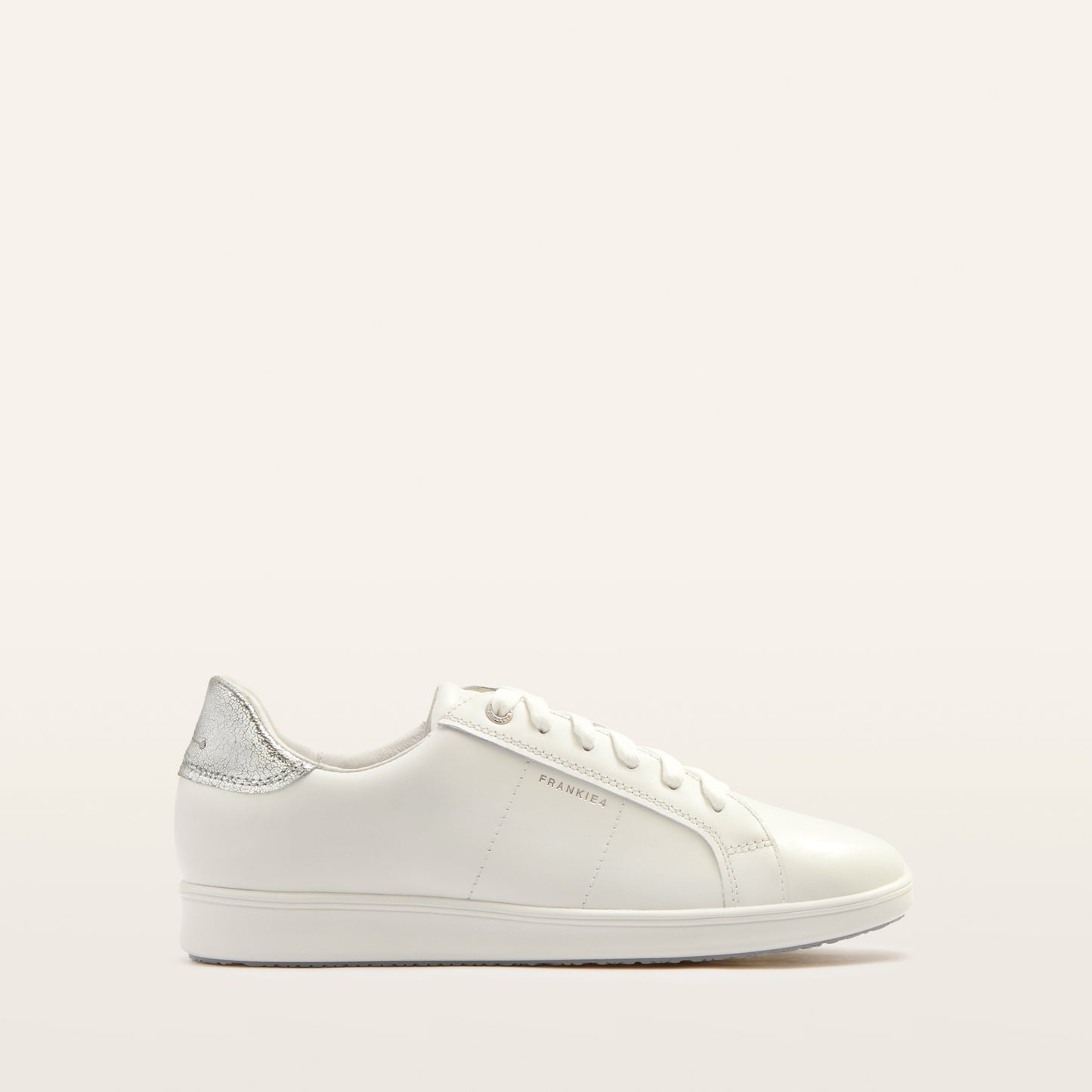 Frankie 4 Jackie V White/ Silver