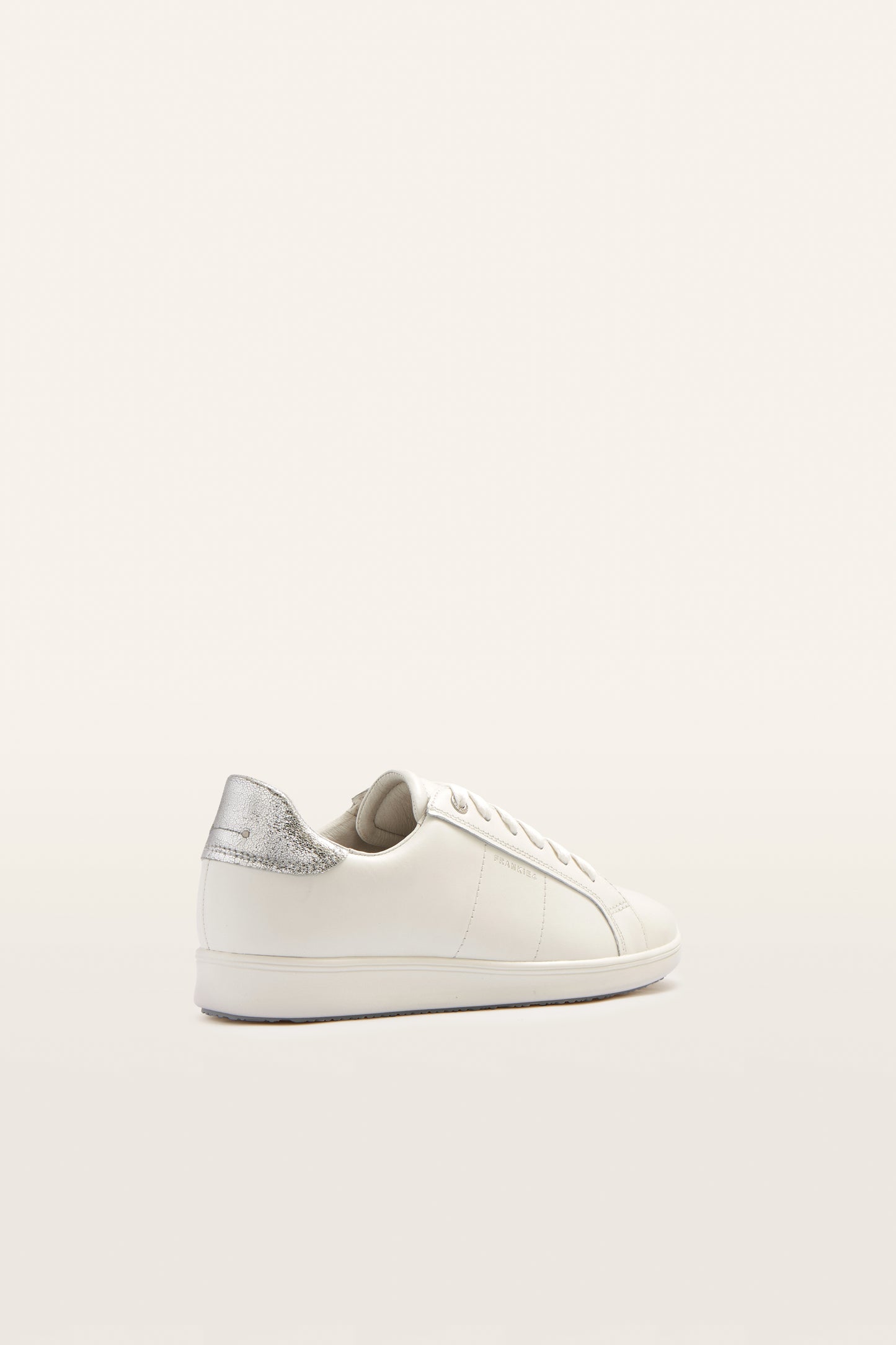 Frankie 4 Jackie V White/ Silver